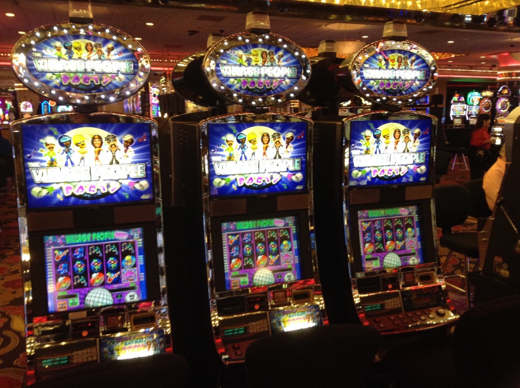mandalay bay crystal slot machine